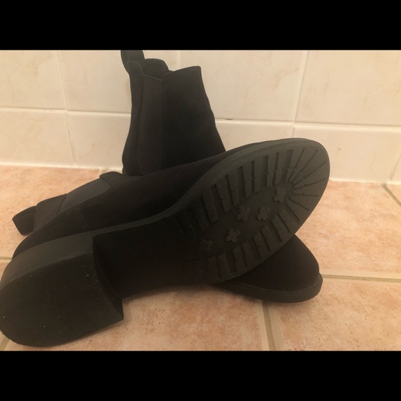 NEW🌟H&M Chelsea Boot - Picture 3 of 3